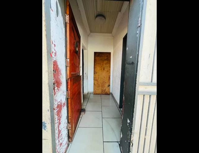 3 BEDROOM HOUSE FOR SALE IN ELSBURG